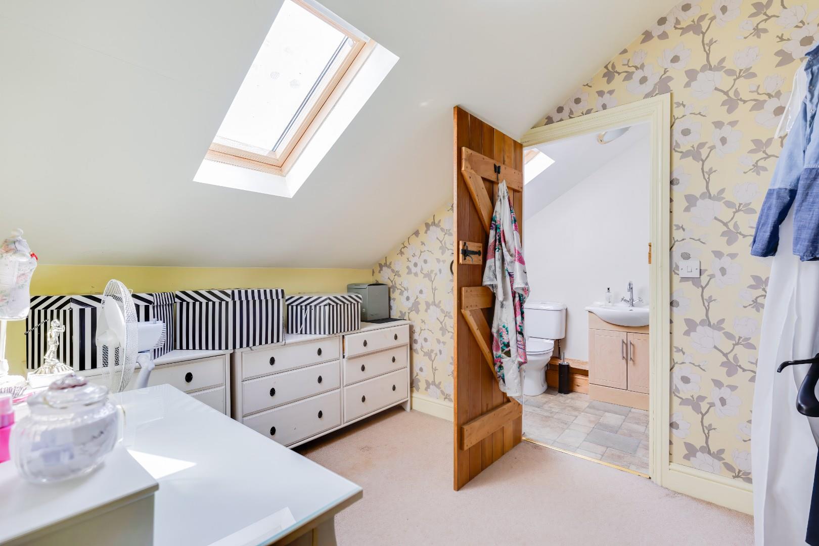 Redlands House, Bonvilston, Cardiff, CF5 6TQ